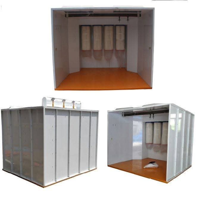 Cabine de peinture industrielle avec zone de travail ouverte